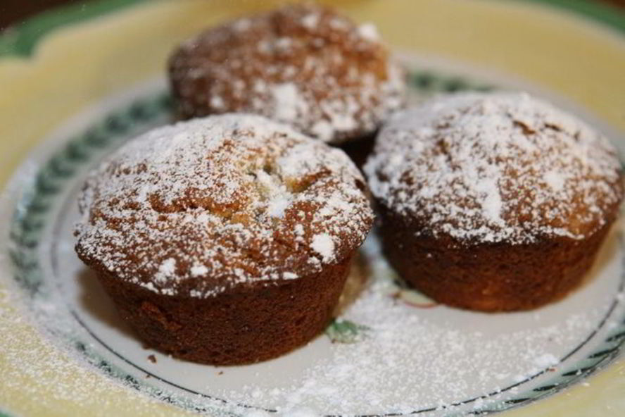 Рецепт маффинов с ананасами и грецкими орехами