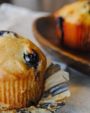 Маффины с черной смородиной