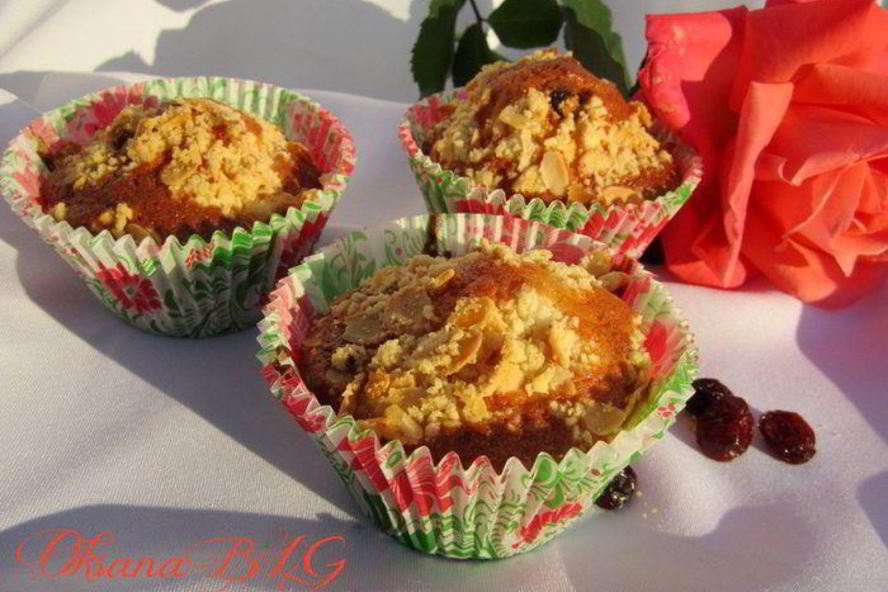 Рецепт маффинов с клюквой и миндальным штрейзелем