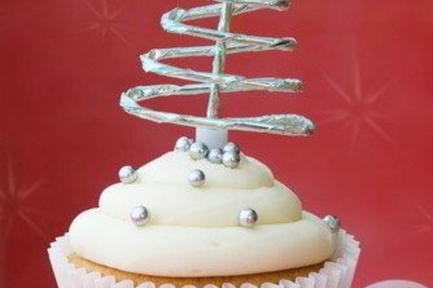 Рецепт новогодних маффинов с белым и темным шоколадом