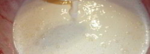 манник на кефире в мультиварке. Шаг 2