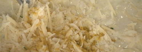 кукурузные оладушки с запеченными помидорами и ветчиной. Шаг 7