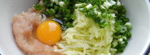 куриные оладьи с кабачком. Шаг 2