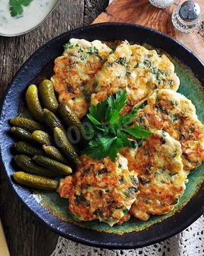 Куриные оладьи с майонезом