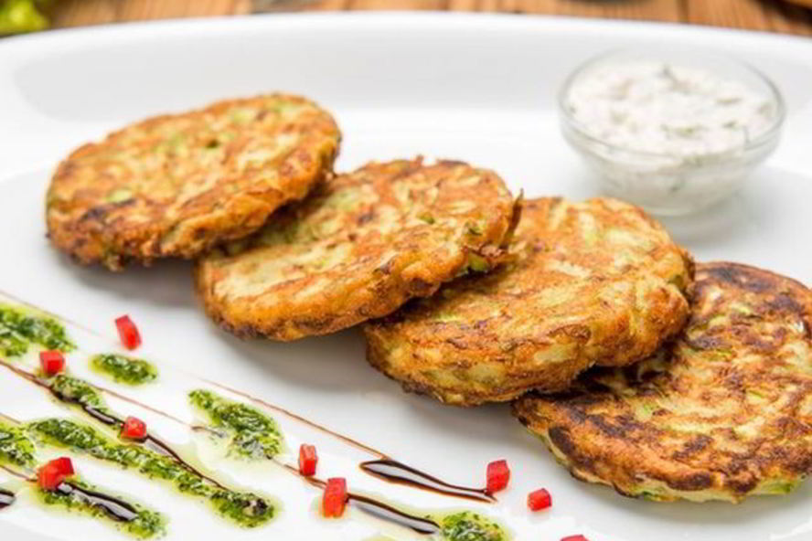 Рецепт легких оладий с кабачками и рисом