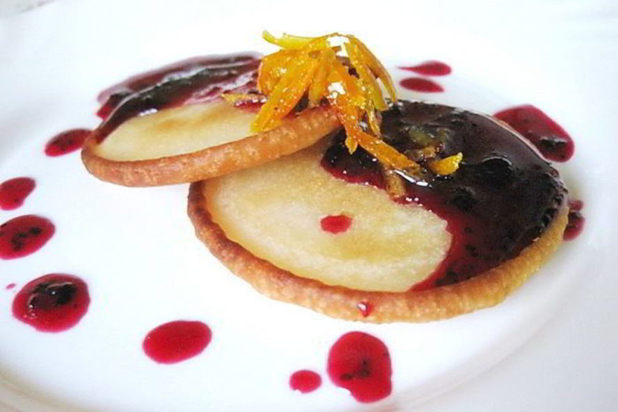 Рецепт лимонных оладий со смородиновым соусом