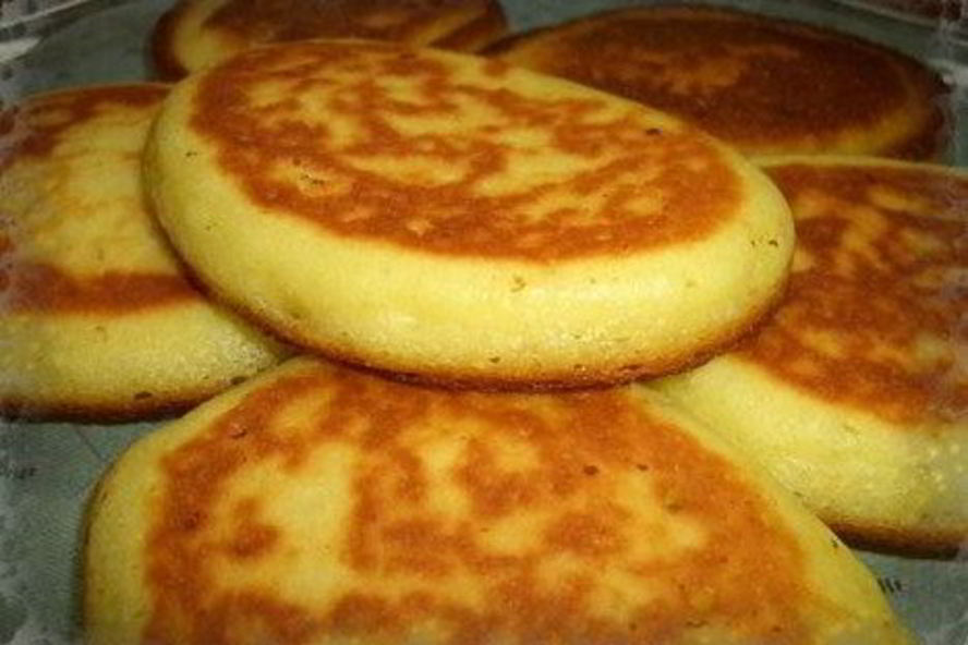 Рецепт манных дрожжевых оладий