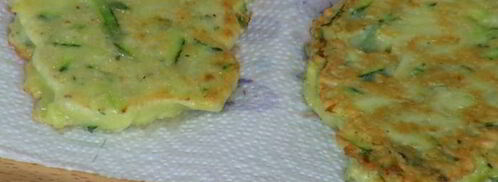 оладушки из цукини с яйцами и карамелизированным луком. Шаг 6