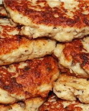 Оладушки Трио из курицы, картофеля и грибов