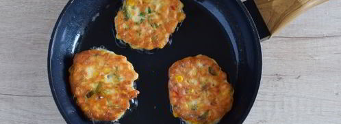 оладьи из консервированной кукурузы. Шаг 12