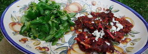 оладьи из цукини, свеклы и феты. Шаг 10