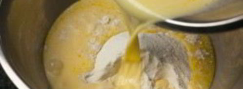 оладьи с черникой. Шаг 2