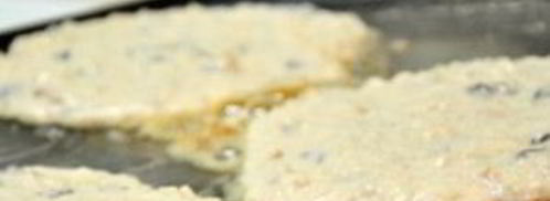 оладьи с изюмом. Шаг 12