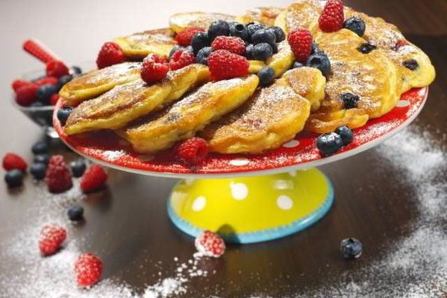 Рецепт оладий с ягодами