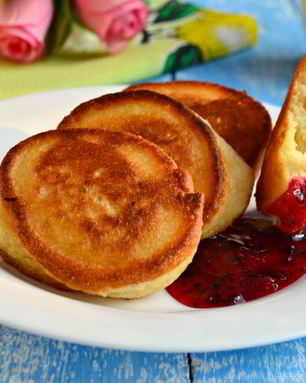 Пышные оладьи на манной крупе