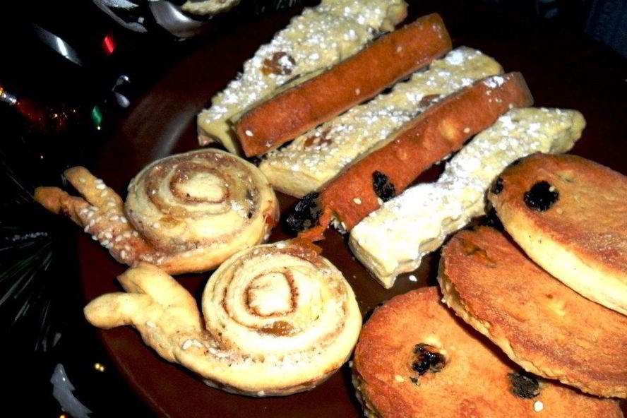 Рецепт быстрого ванильного печенья в сахарной пудре