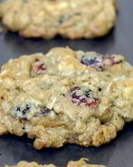 Овсяное печенье с клюквой и белым шоколадом