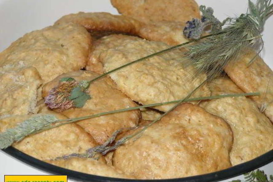 Рецепт постного печенья из овсяных хлопьев без яиц