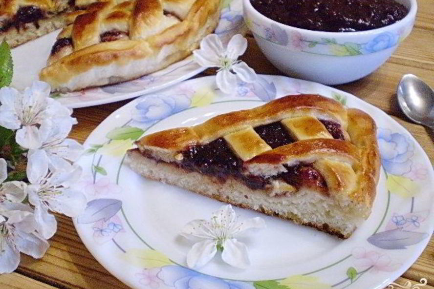 Рецепт дрожжевого пирога с вареньем