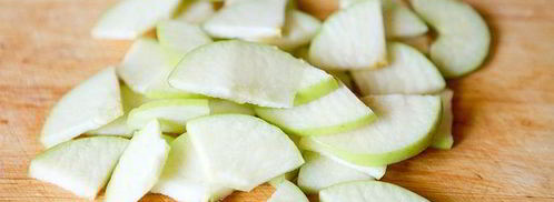 йогуртовый пирог с абрикосами и яблоками. Шаг 4