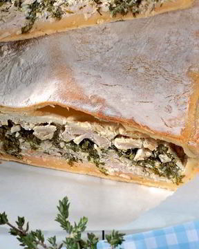 Пирог с курицей и шпинатом