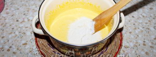 пирог с яблоками и смородиной. Шаг 4