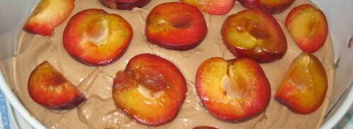 шоколадный сливовый пирог. Шаг 5