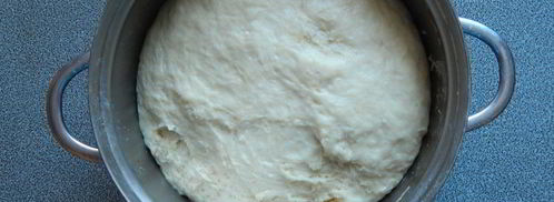 безопарные пирожки с абрикосом и малиной. Шаг 4