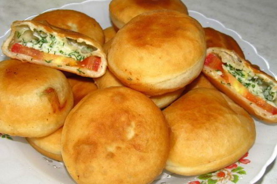 Рецепт домашних пирожков бомбочки с брынзой