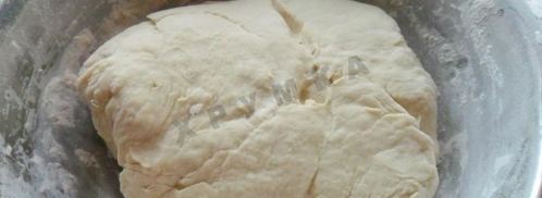 дрожжевые пирожки с капустой и яйцом в духовке. Шаг 3