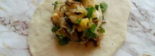 дрожжевые пирожки с капустой и яйцом в духовке. Шаг 9