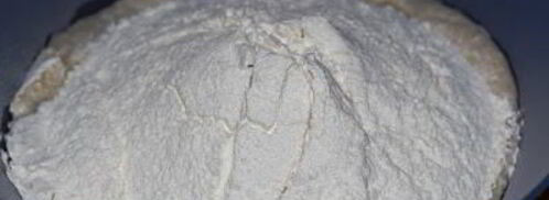 печеные пирожки с жареной капустой и яйцом. Шаг 5