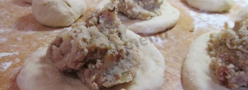 пирожки на кефире и дрожжах. Шаг 18