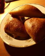 Пирожки с курицей и сыром