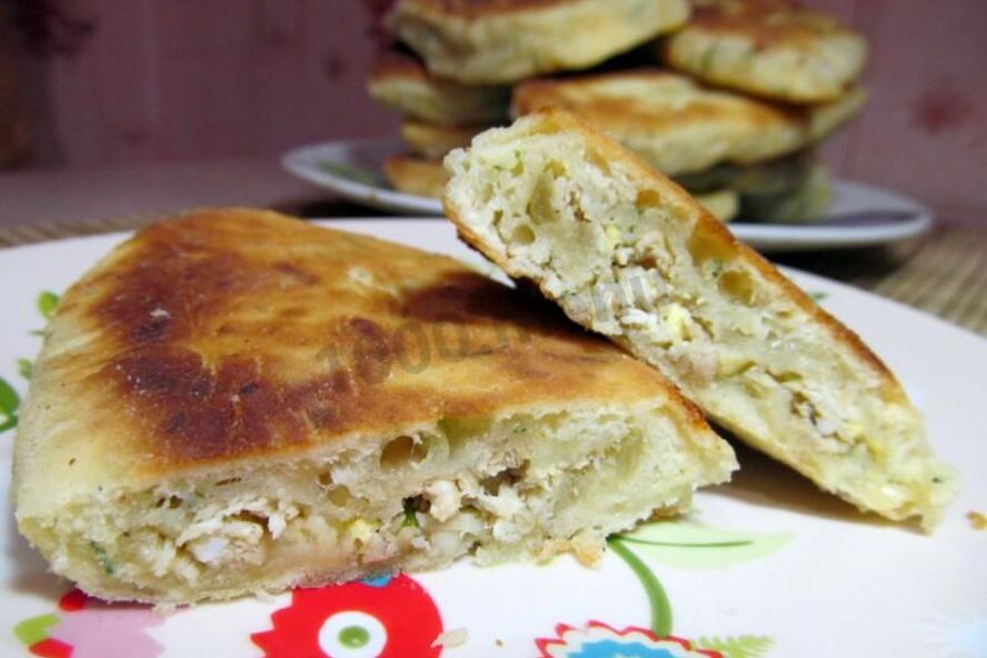 Рецепт пирожков с курицей на сметане без дрожжей