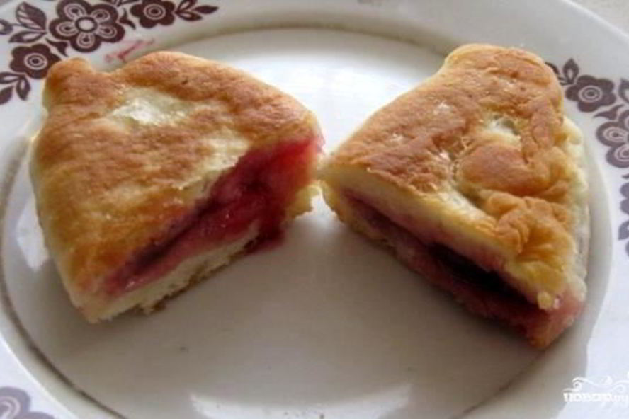 Рецепт пирожков с вишней на кефире