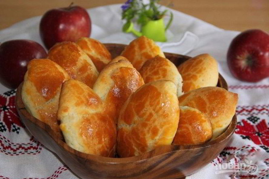 Рецепт пирожков с яблоком