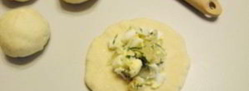 пирожки с яйцами на кефире. Шаг 9