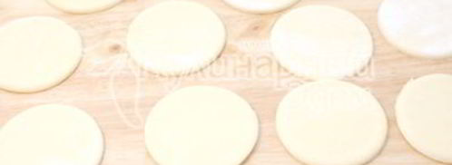 рождественские пирожки с грибами и курицей. Шаг 3