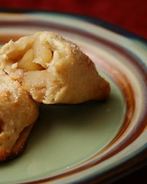 Яблочные пирожки с бренди