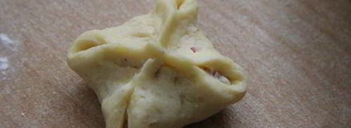 закусочные пирожки с колбасой и сыром. Шаг 6