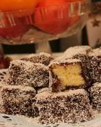 Нежное бисквитно-кокосовое пирожное