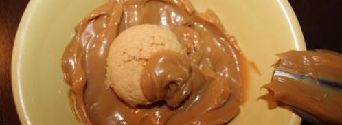 нежное песочное пирожное с вишней и фундуком. Шаг 11