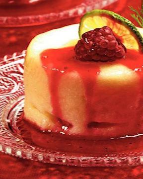 Пирожное с ягодным кремом = мусс из гребешков с малиновым соусом