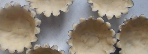 пирожные с карамельными яблочками и белковым кремом подарок для себя. Шаг 9