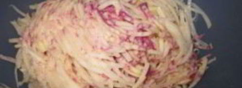 картофельная пицца с колбасой на сковороде. Шаг 2