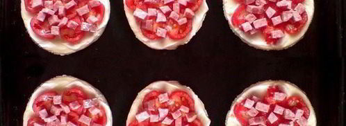 пицца мини из слоеного теста. Шаг 6