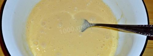 пицца на жидком тесте со свининой, помидорами и перцем. Шаг 3