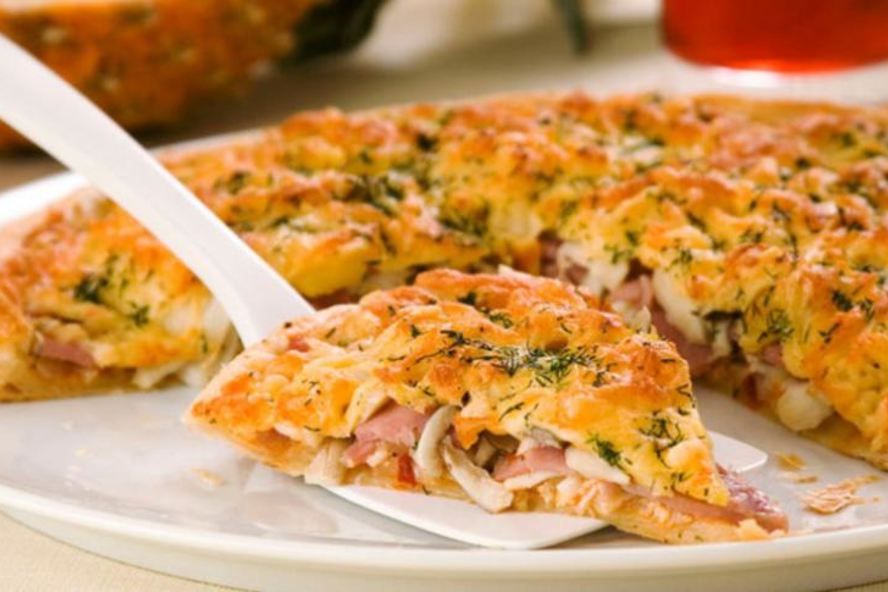 Рецепт пиццы с ветчиной и ананасом