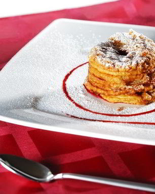 Яблочные пончики